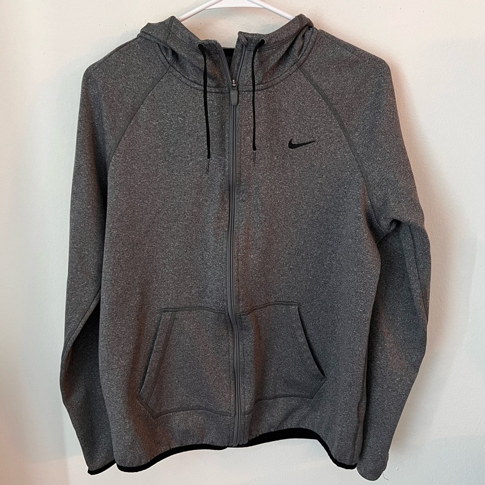 NIKE Women’s Therma Dri-Fit Training Sweatshirt‼️